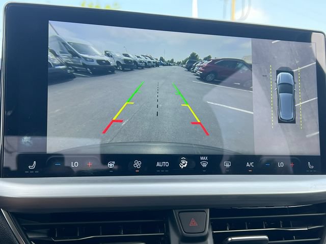 Used 2023 Ford Escape Platinum w/ Premium Technology Package AWD/4WD image 29