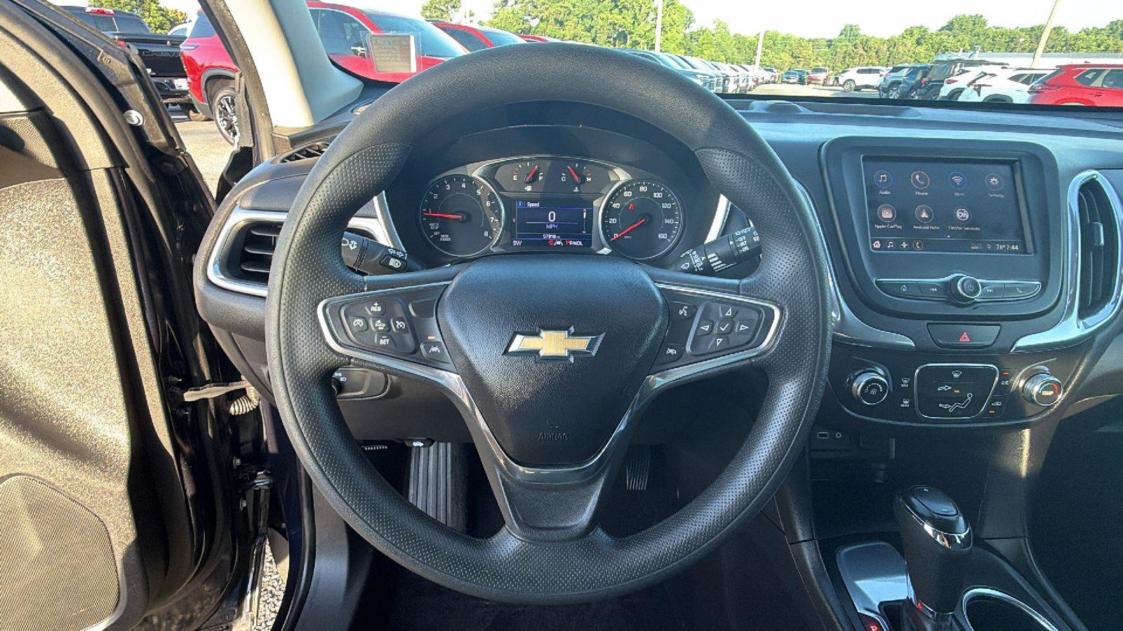 Used 2020 Chevrolet Equinox LT FWD image 21