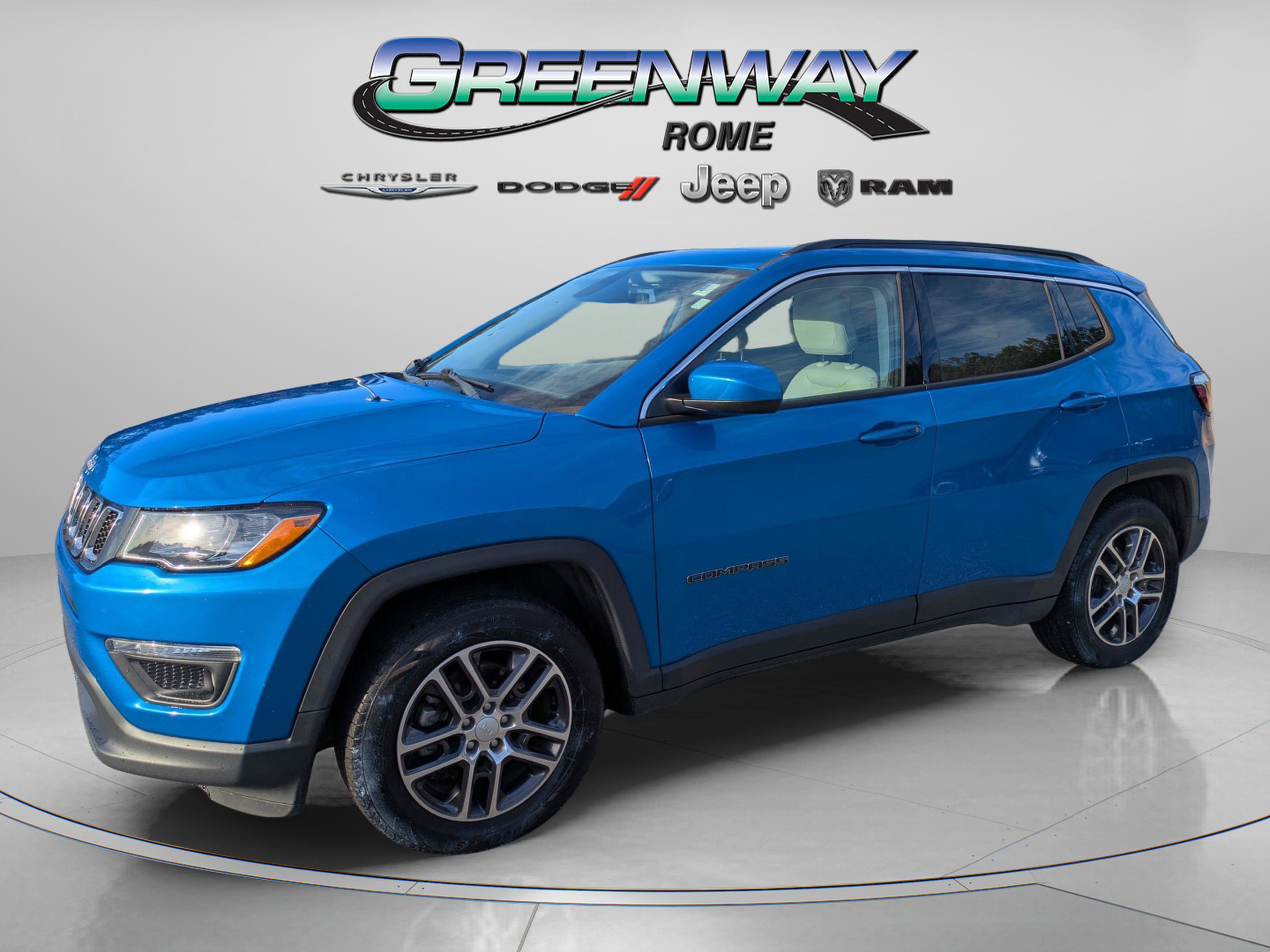 Used 2019 Jeep Compass Latitude w/ Popular Equipment Group image 4
