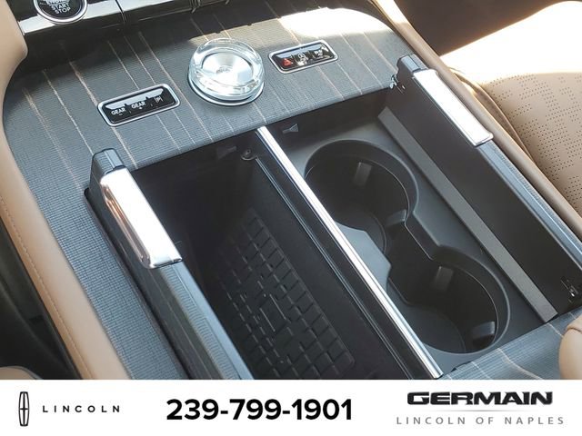 New 2026 Lincoln Navigator L Black Label AWD/4WD image 31
