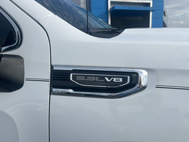 Used 2024 GMC Sierra 1500 SLT w/ SLT Premium Plus Package AWD/4WD image 10