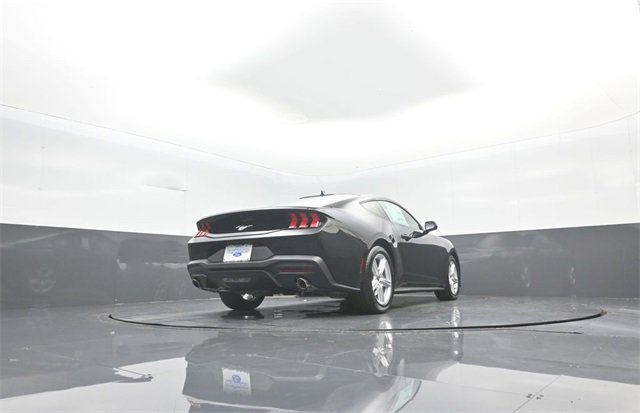 New 2026 Ford Mustang Coupe image 31