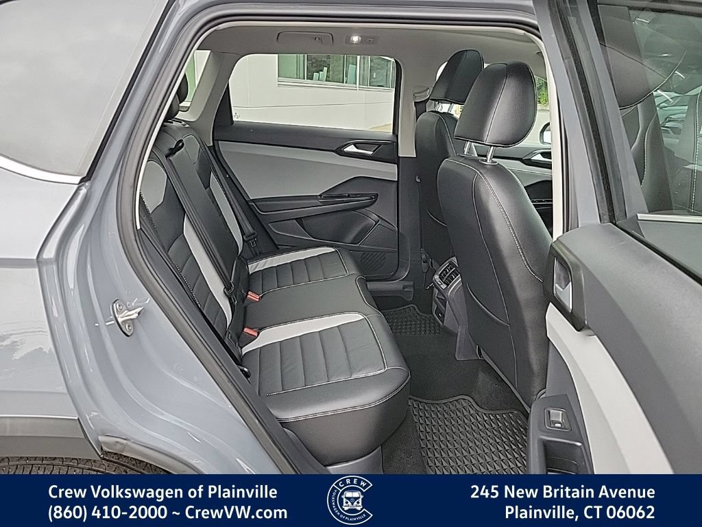 Certified 2023 Volkswagen Taos SEL AWD/4WD image 15