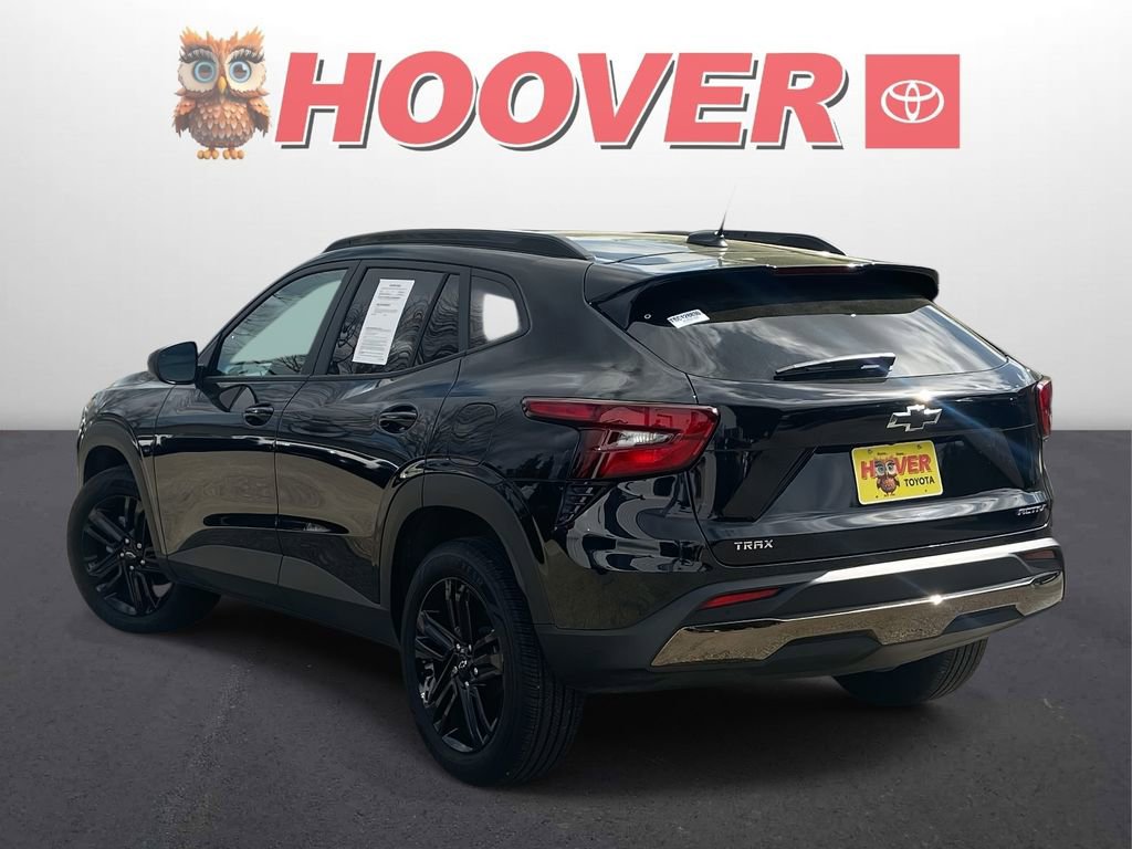 Used 2025 Chevrolet Trax ACTIV w/ Driver Confidence Package image 5