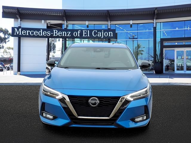 Used 2022 Nissan Sentra SR w/ SR Premium Package FWD image 2