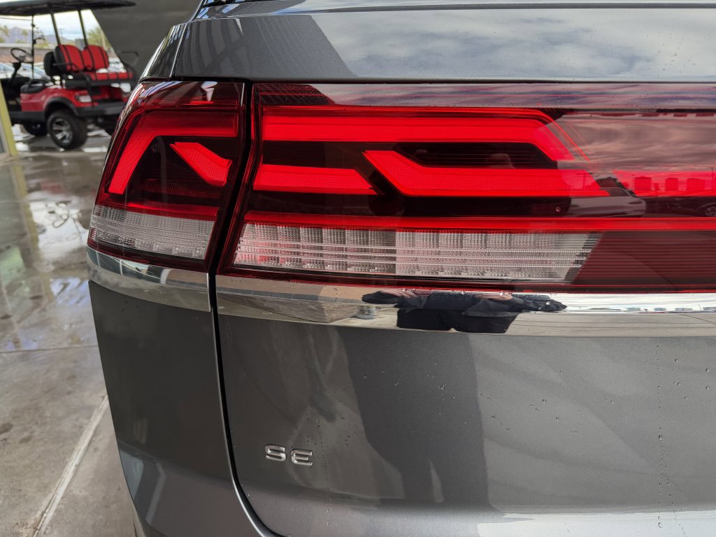 Used 2024 Volkswagen Atlas Cross Sport SE w/ Panoramic Sunroof Package image 14