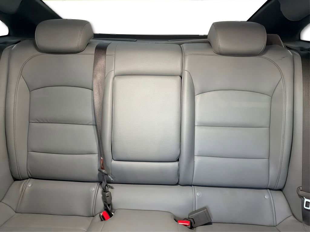 Used 2016 Chevrolet Malibu LT w/ Leather Package image 15