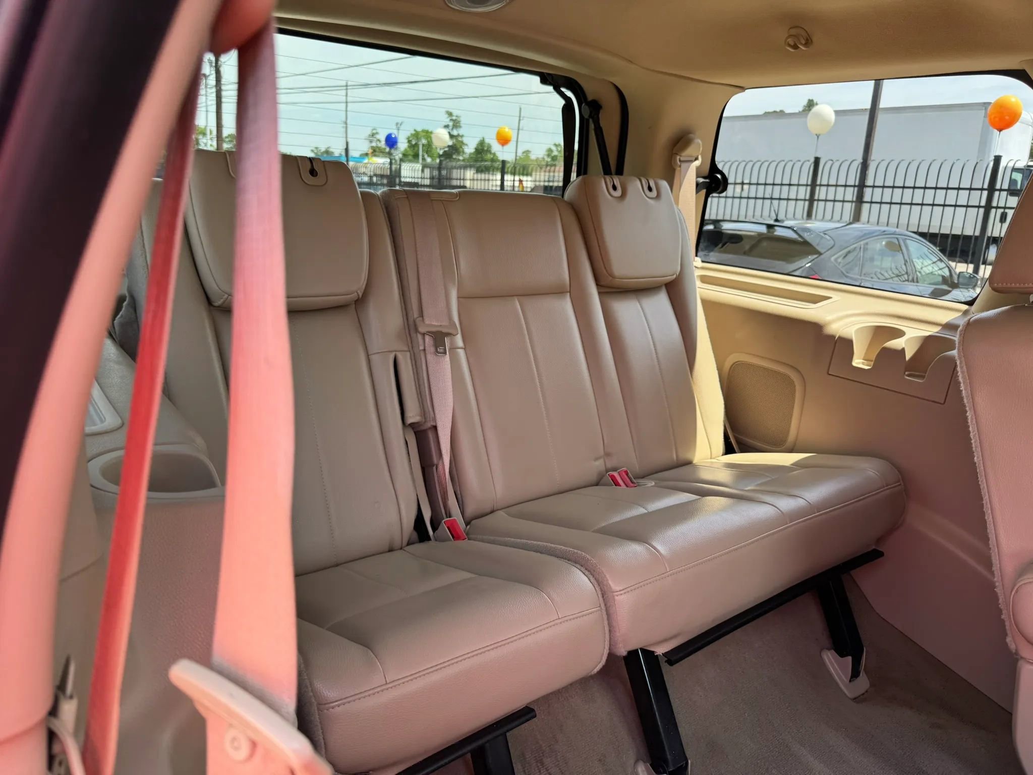 Used 2012 Ford Expedition XLT RWD image 29