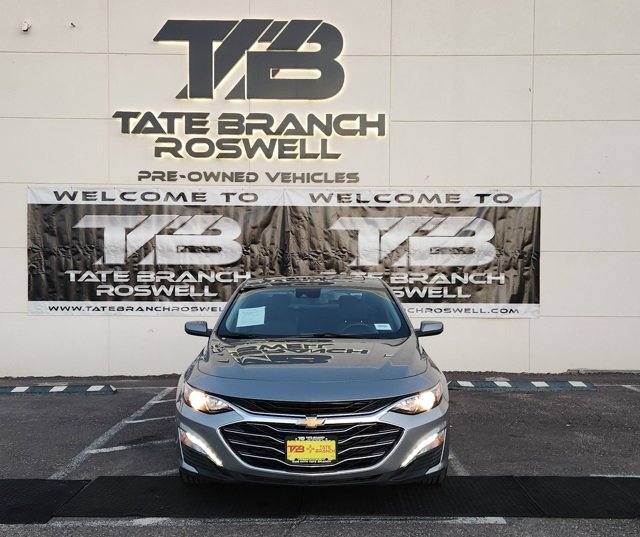 Used 2024 Chevrolet Malibu LT image 3