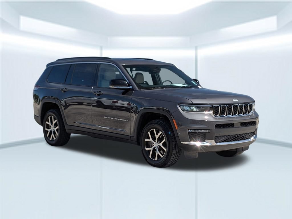 Used 2025 Jeep Grand Cherokee L Limited RWD image 8