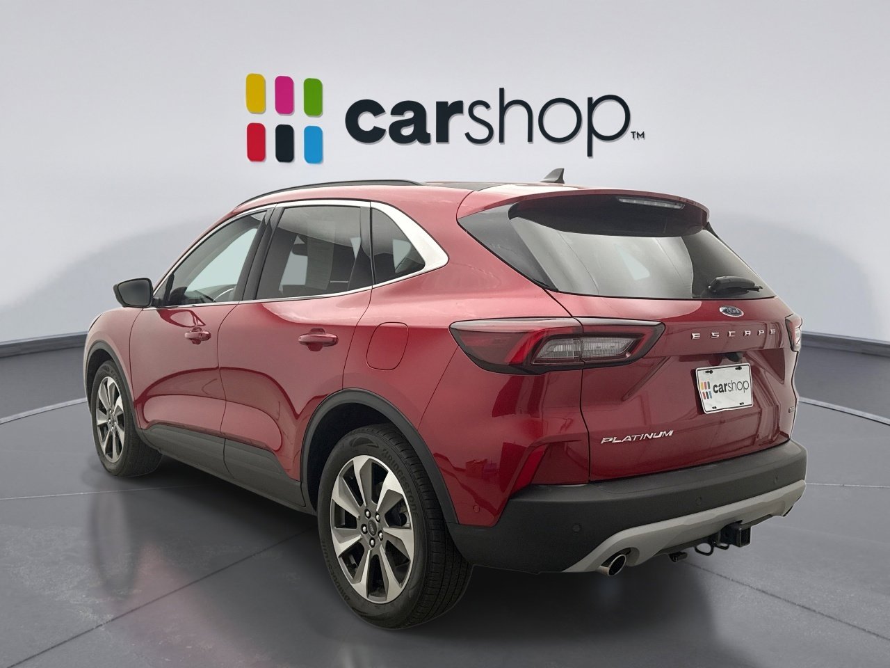 Used 2024 Ford Escape Platinum w/ Premium Technology Package image 3