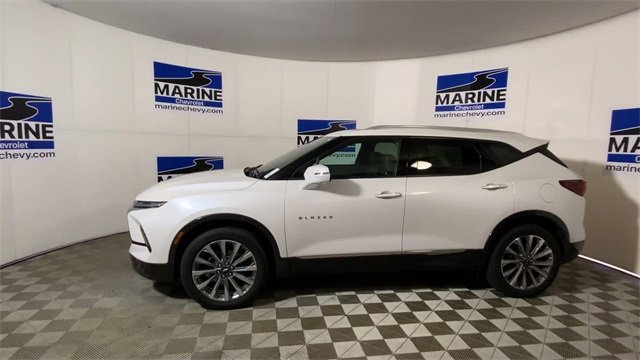 Used 2023 Chevrolet Blazer Premier w/ Driver Confidence II Package image 7