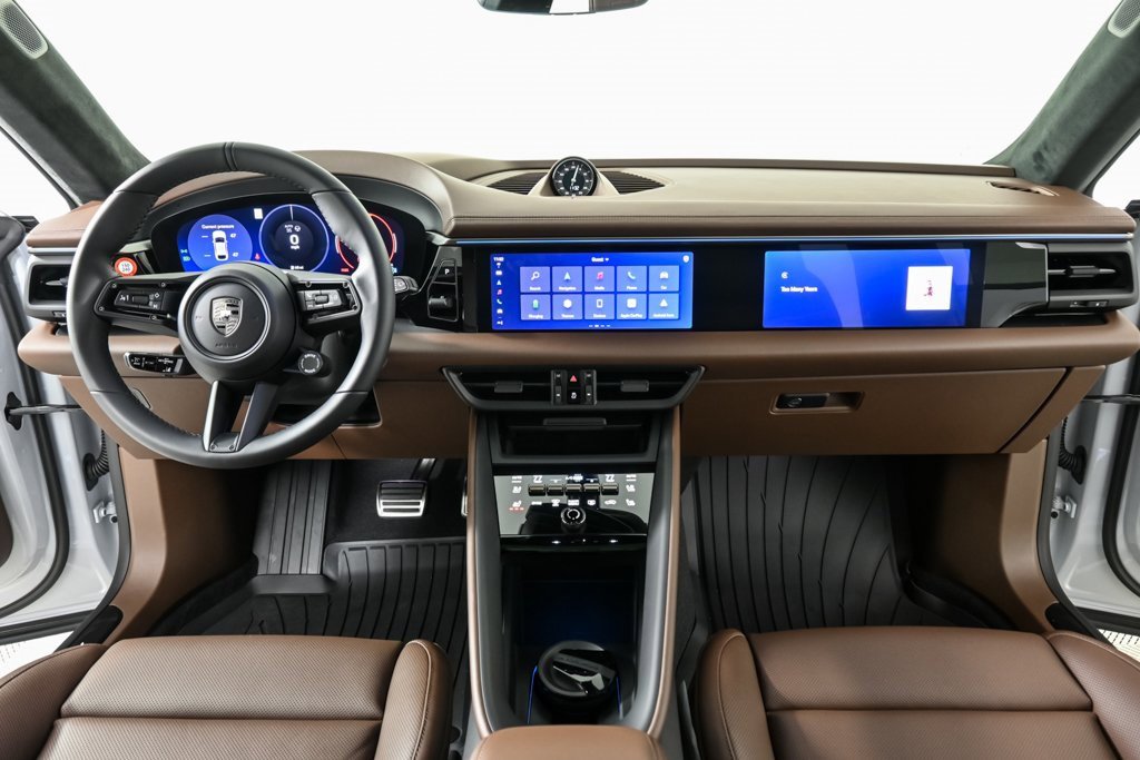 New 2025 Porsche Macan Turbo Electric image 20