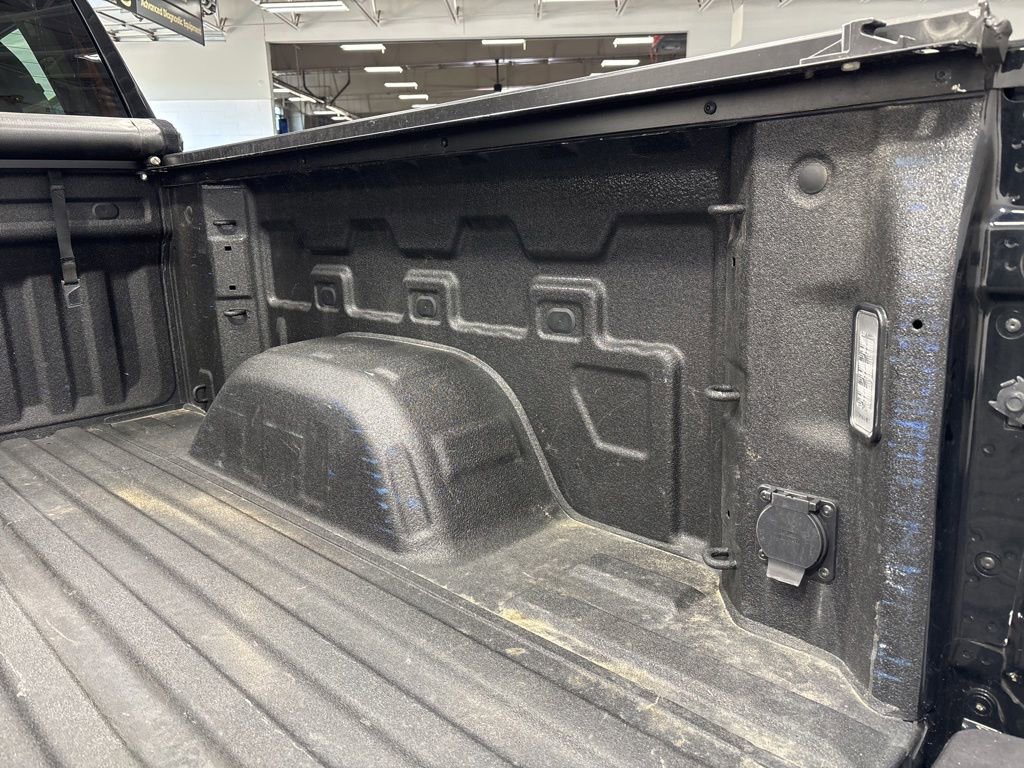 Used 2023 Chevrolet Silverado 1500 LTZ w/ LTZ Premium Package AWD/4WD image 52