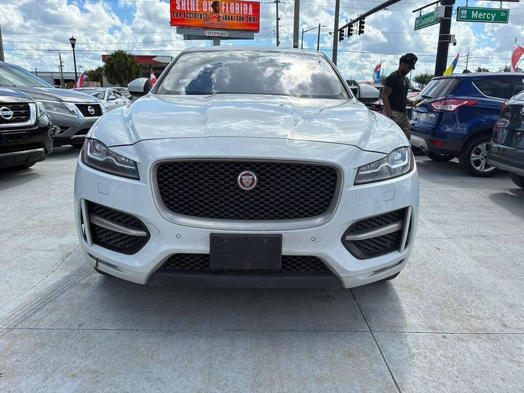 Used 2017 Jaguar F-PACE R-Sport AWD/4WD image 1