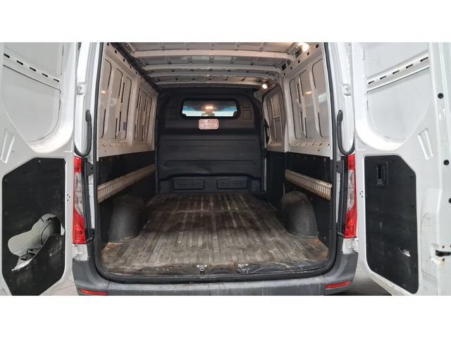 Used 2024 Mercedes-Benz Sprinter 2500 image 18