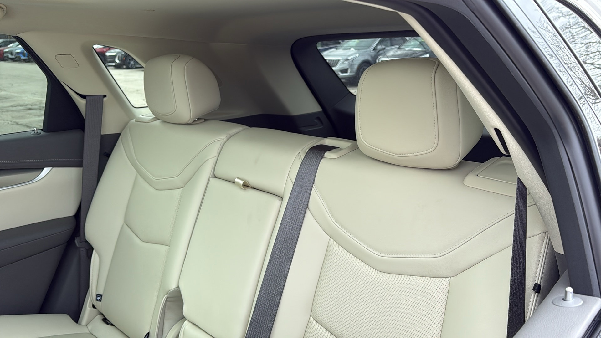 New 2026 Cadillac XT5 Premium Luxury w/ LPO, Floor Liner Package image 31