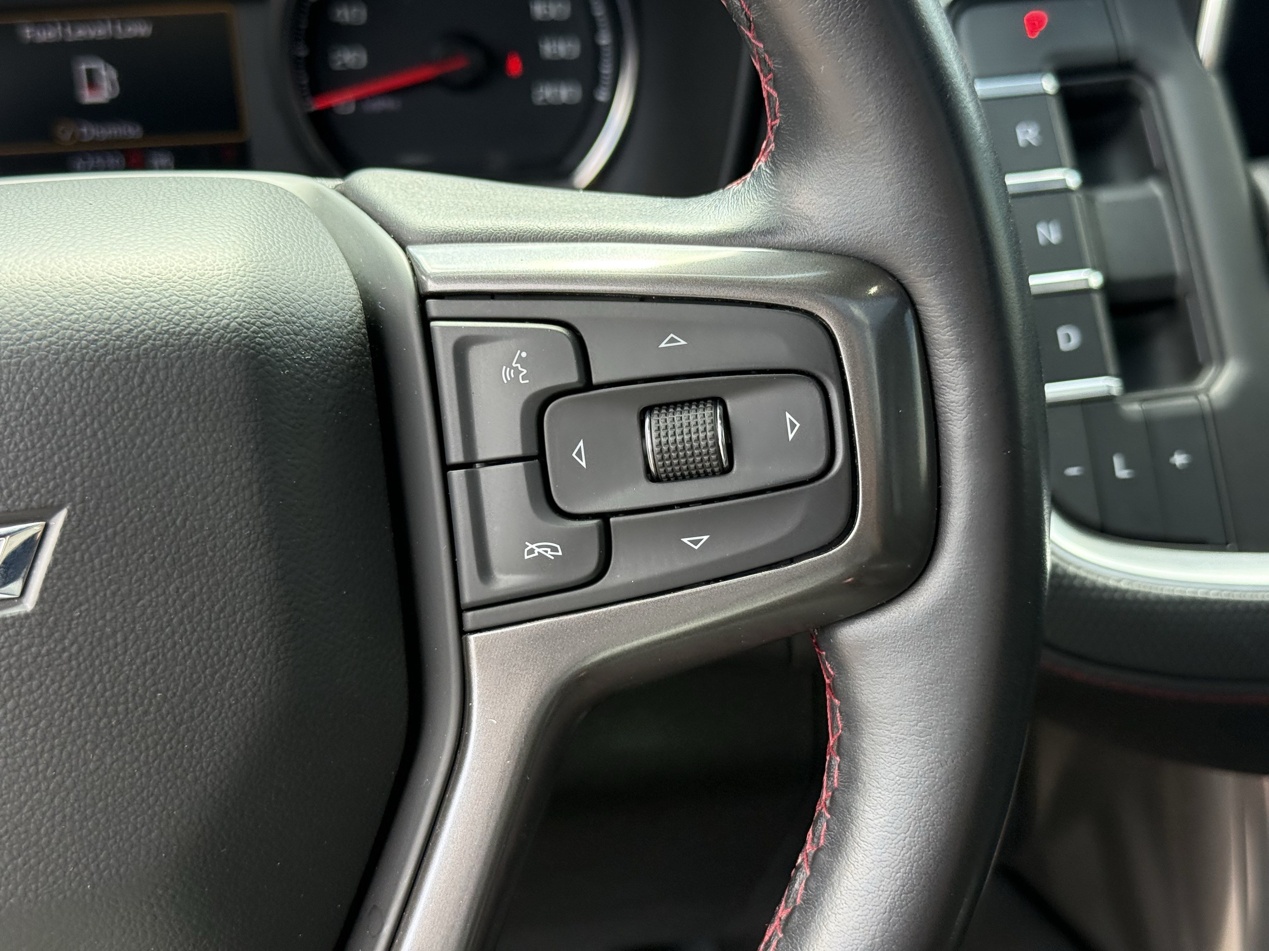 Used 2021 Chevrolet Tahoe RST AWD/4WD image 17