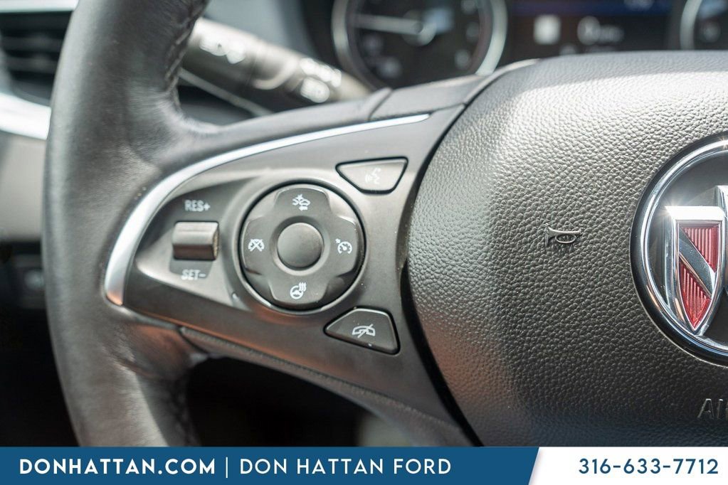 Used 2021 Buick Enclave Premium w/ Surround and Sites Package image 11