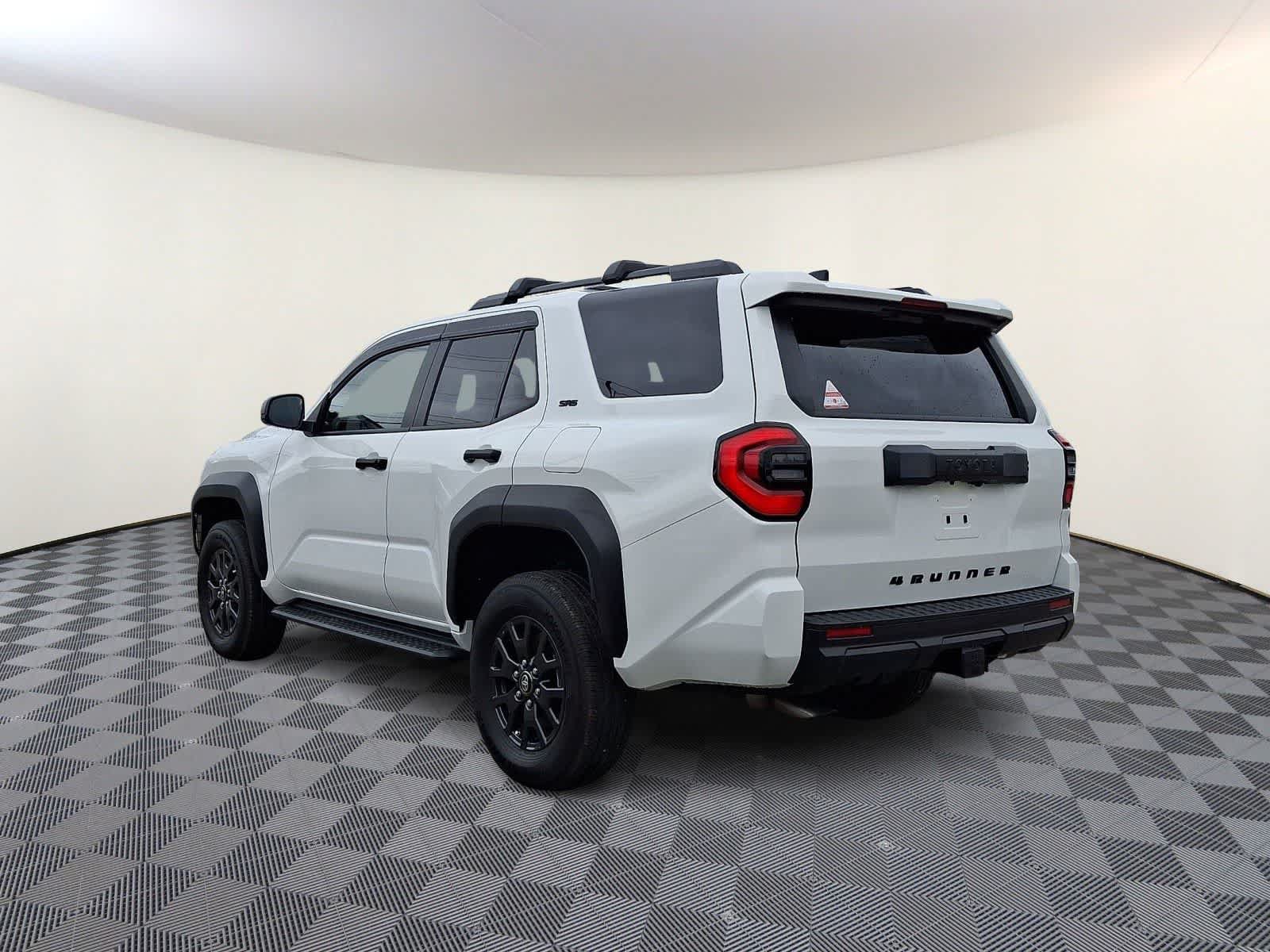Certified 2026 Toyota 4Runner SR5 AWD/4WD image 7