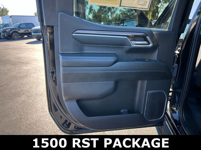 Used 2023 Chevrolet Silverado 1500 RST w/ Z71 Off-Road Package image 13