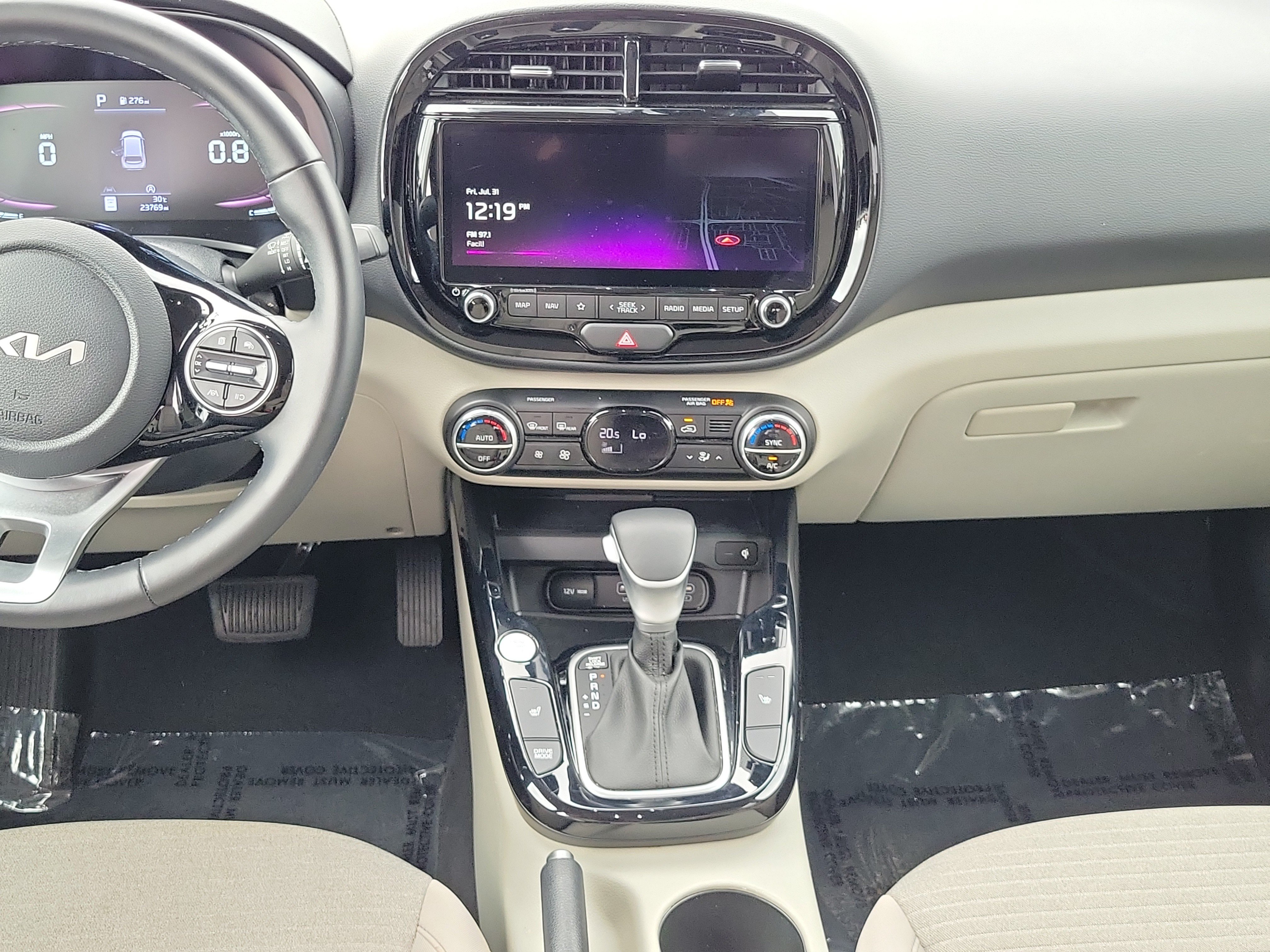 Used 2023 Kia Soul EX FWD image 16