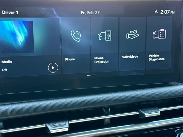 Certified 2025 Hyundai Santa Cruz SE image 22