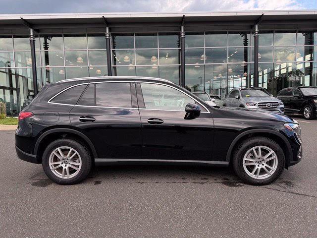 Used 2023 Mercedes-Benz GLC 300 4MATIC image 8