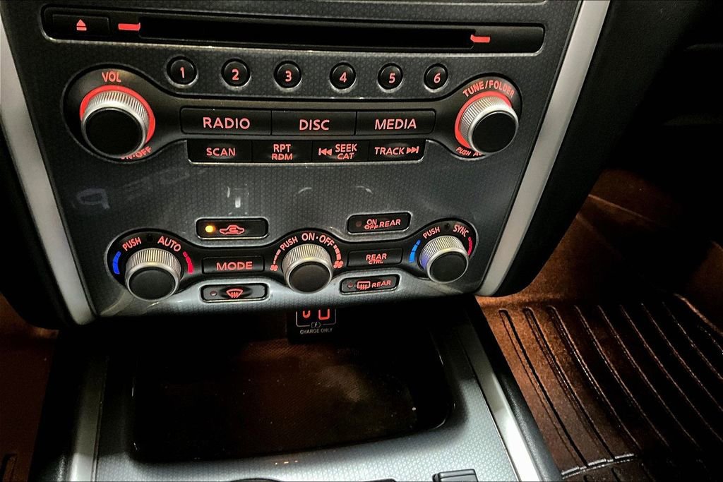 Used 2019 Nissan Pathfinder S image 15