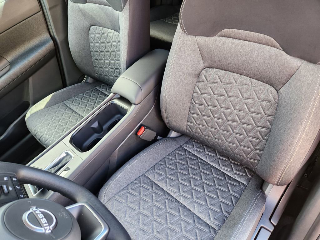 New 2026 Nissan Kicks SV w/ SV Premium Package AWD/4WD image 11