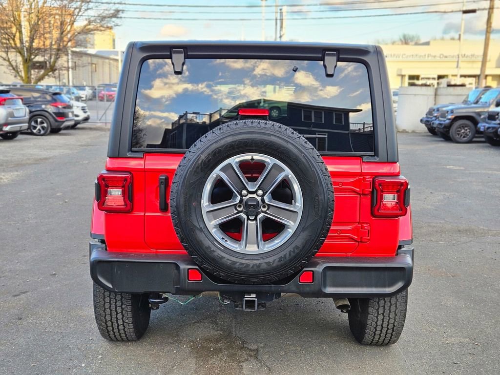 Used 2022 Jeep Wrangler Unlimited Sahara w/ Dual Top Group image 4