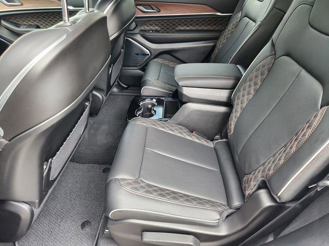 Used 2025 Jeep Grand Cherokee L Summit w/ Obsidian Package image 24