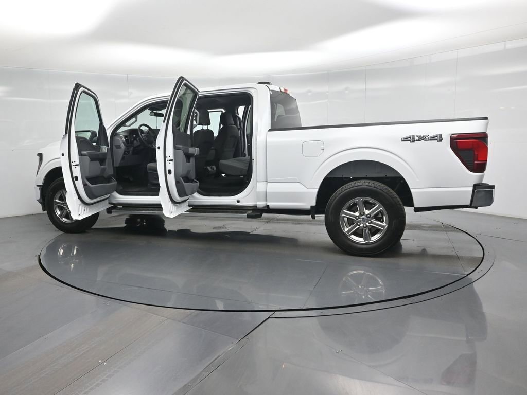 Certified 2025 Ford F150 XLT w/ Equipment Group 301A Standard image 37