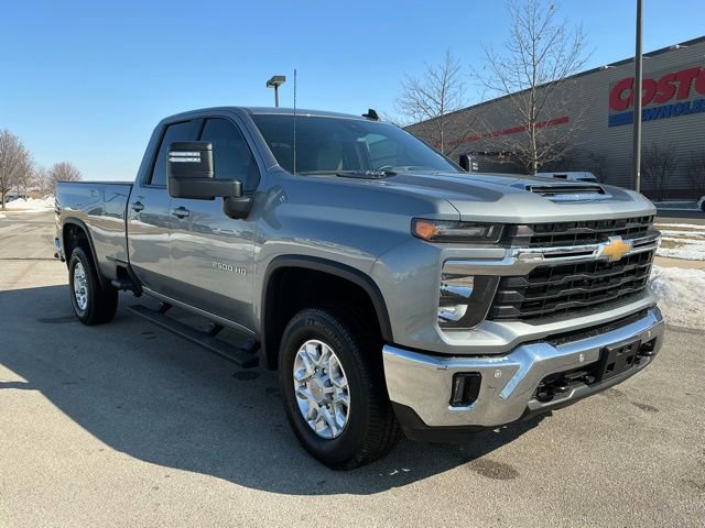 Used 2025 Chevrolet Silverado 2500 LT w/ All Star Edition image 2