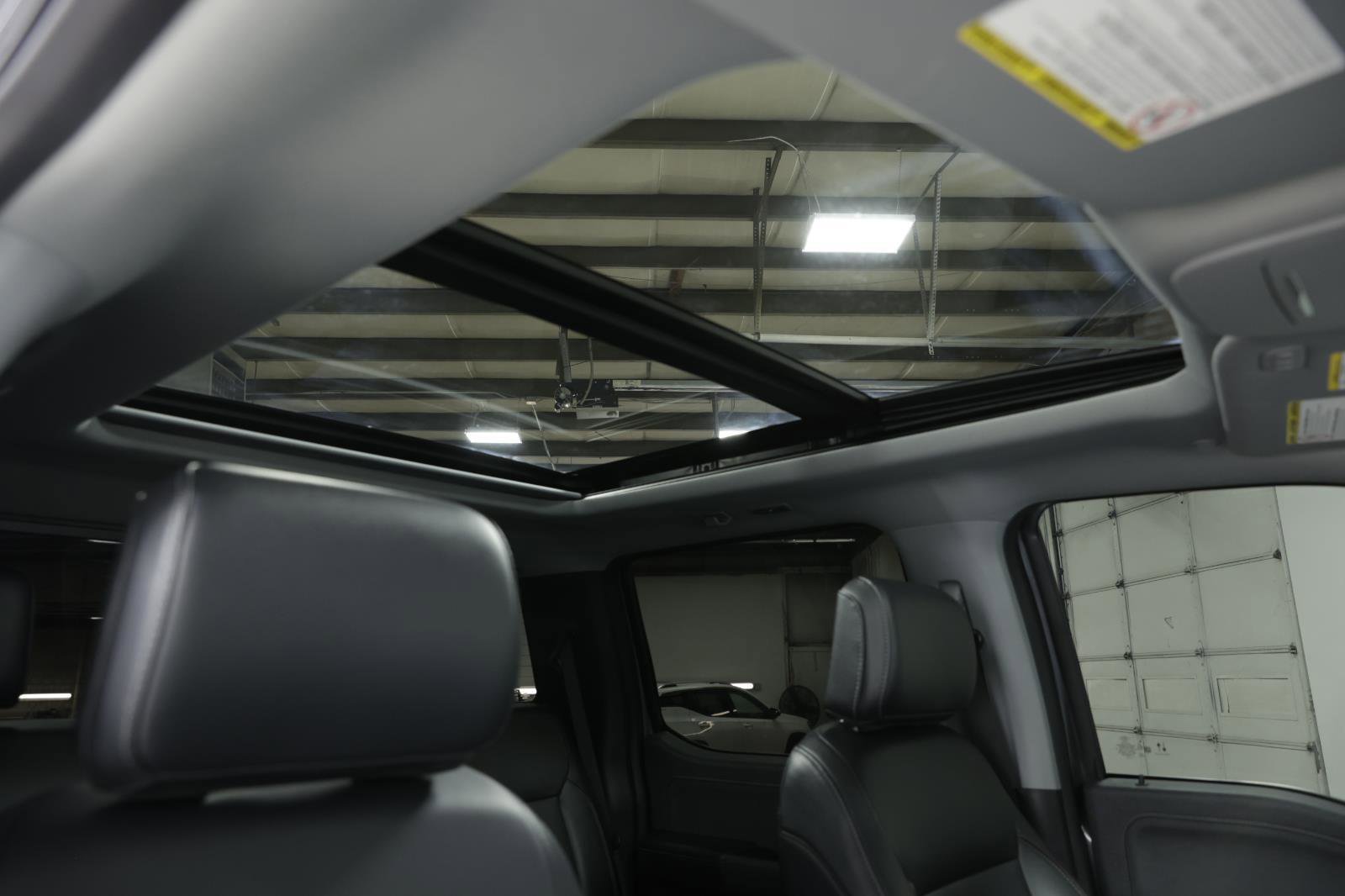 Used 2024 Ford F350 Lariat w/ Chrome Package image 16