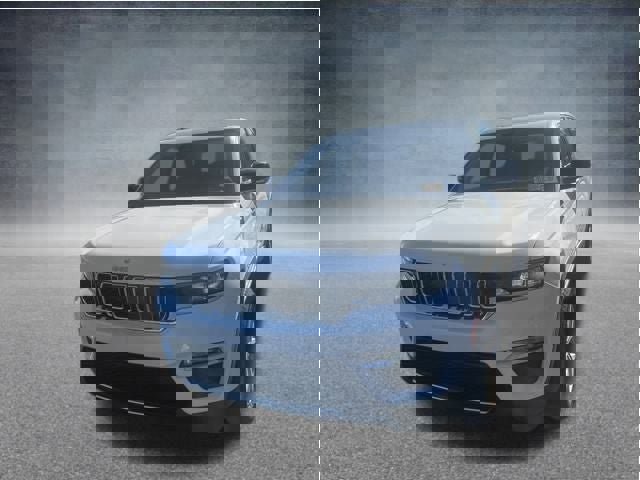 Used 2024 Jeep Grand Cherokee Limited image 13