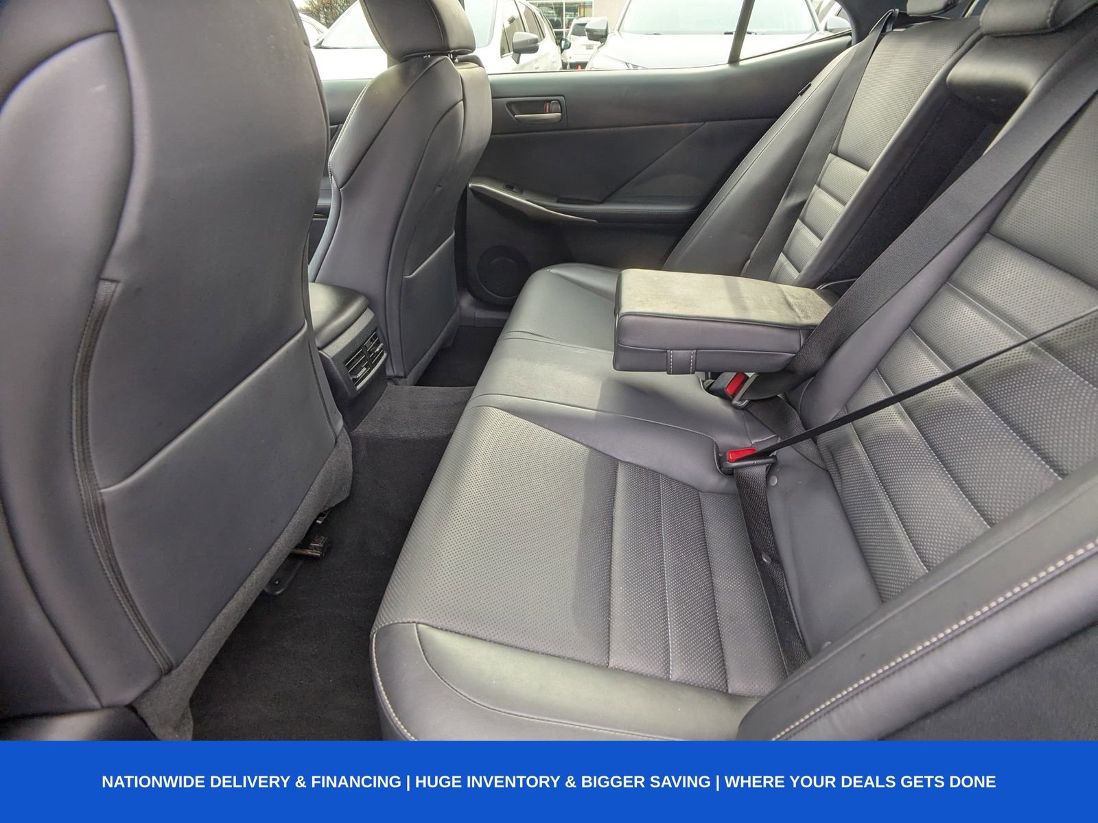 Used 2018 Lexus IS 300 F Sport w/ F Sport Package image 17