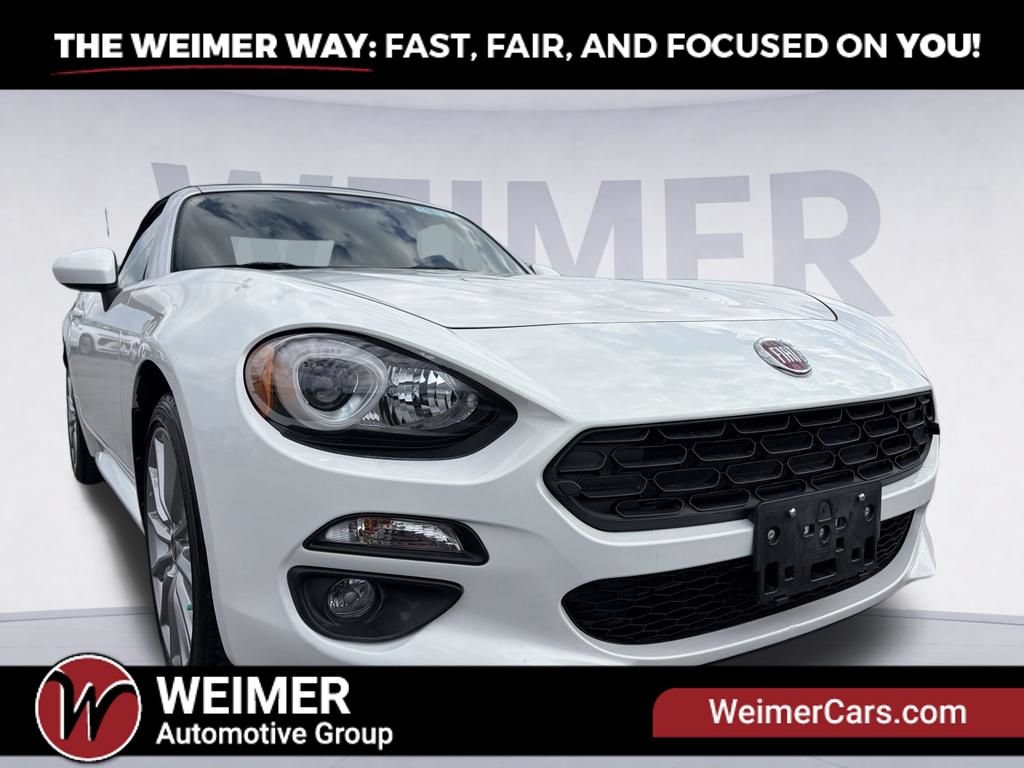 Used 2017 FIAT 124 Spider Lusso RWD image 15