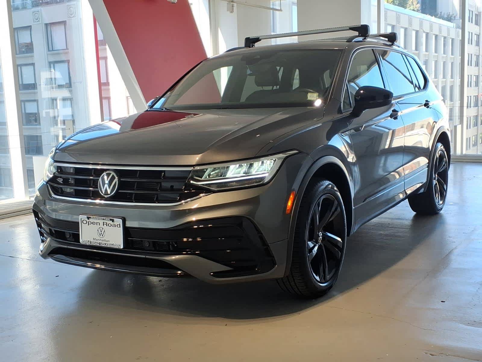Used 2024 Volkswagen Tiguan SE R-Line