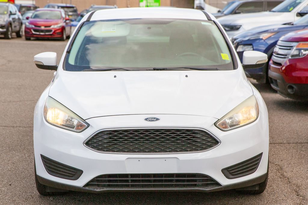 Used 2015 Ford Focus SE FWD image 3