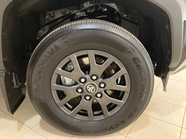 Used 2025 Toyota 4Runner SR5 image 29