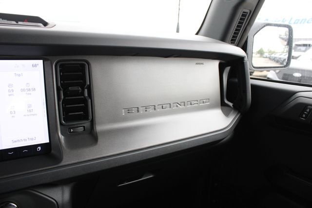 New 2025 Ford Bronco 4-Door AWD/4WD image 19