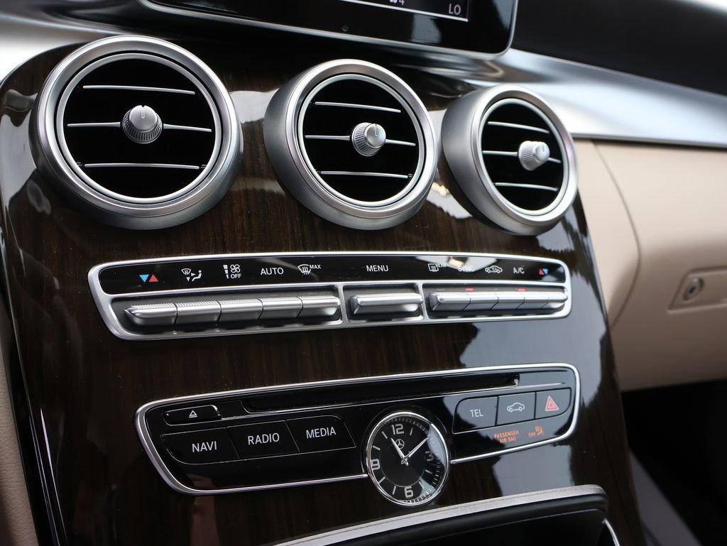 Used 2018 Mercedes-Benz C 300 Sedan image 36