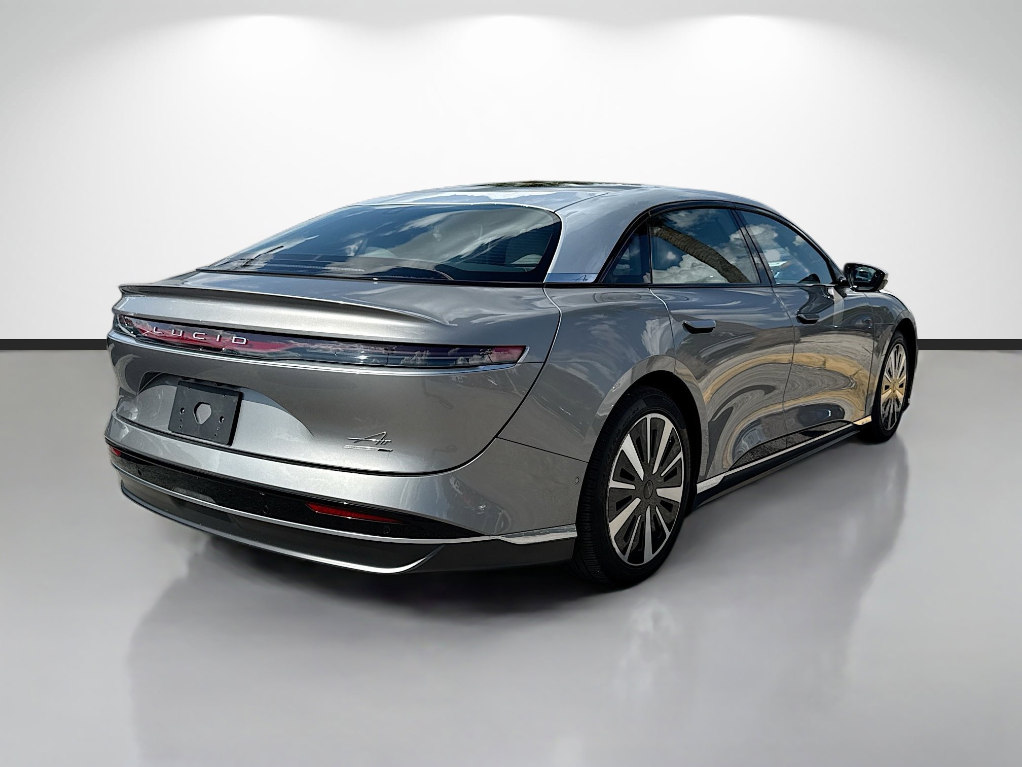 Used 2023 Lucid Air Grand Touring AWD/4WD image 5