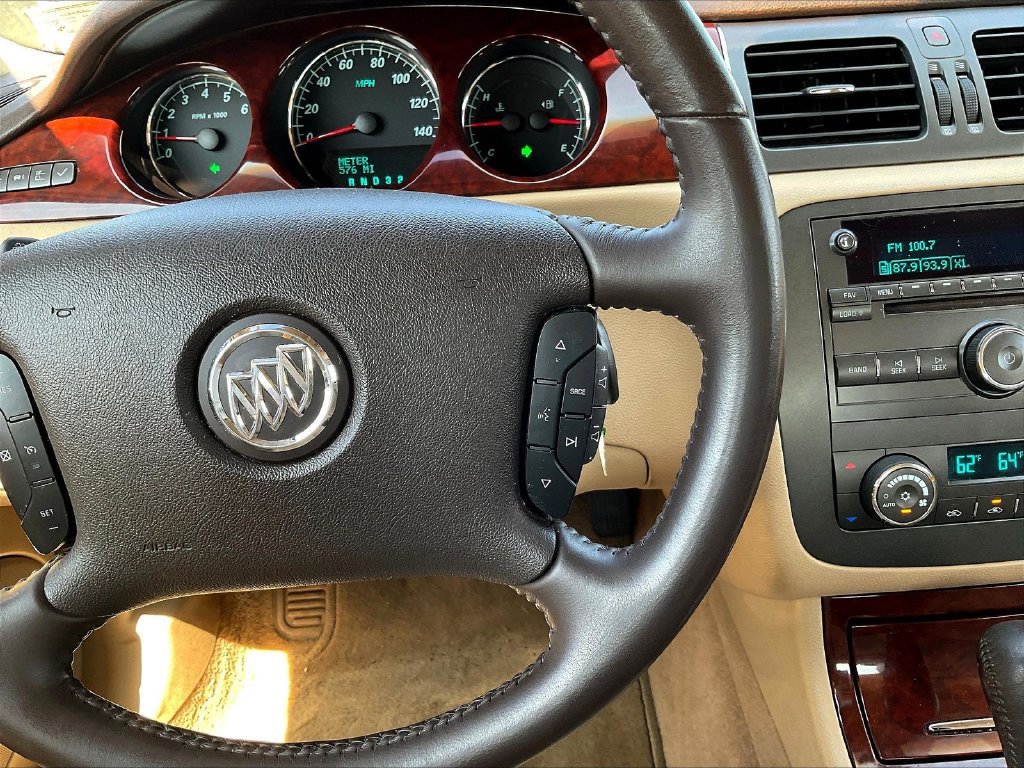 Used 2008 Buick Lucerne CXL w/ Driver Confidence Package FWD image 13