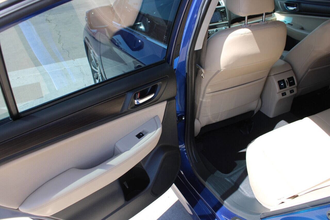 Used 2017 Subaru Legacy 2.5i Limited w/ Popular Package #4 image 13