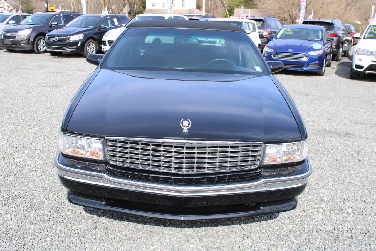 Used 1995 Cadillac De Ville Sedan image 3