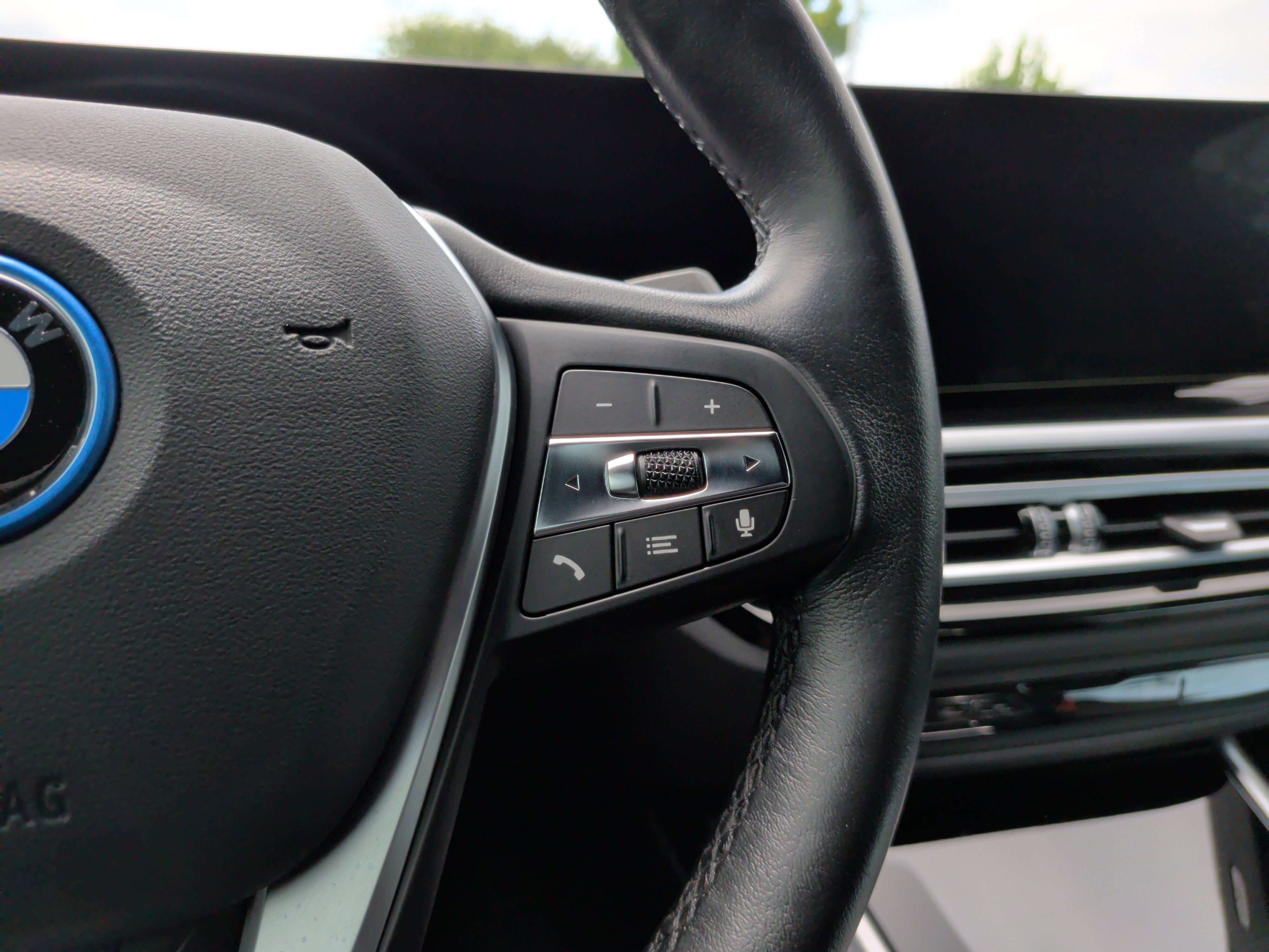 Used 2023 BMW i4 eDrive35 w/ Premium Package RWD image 24