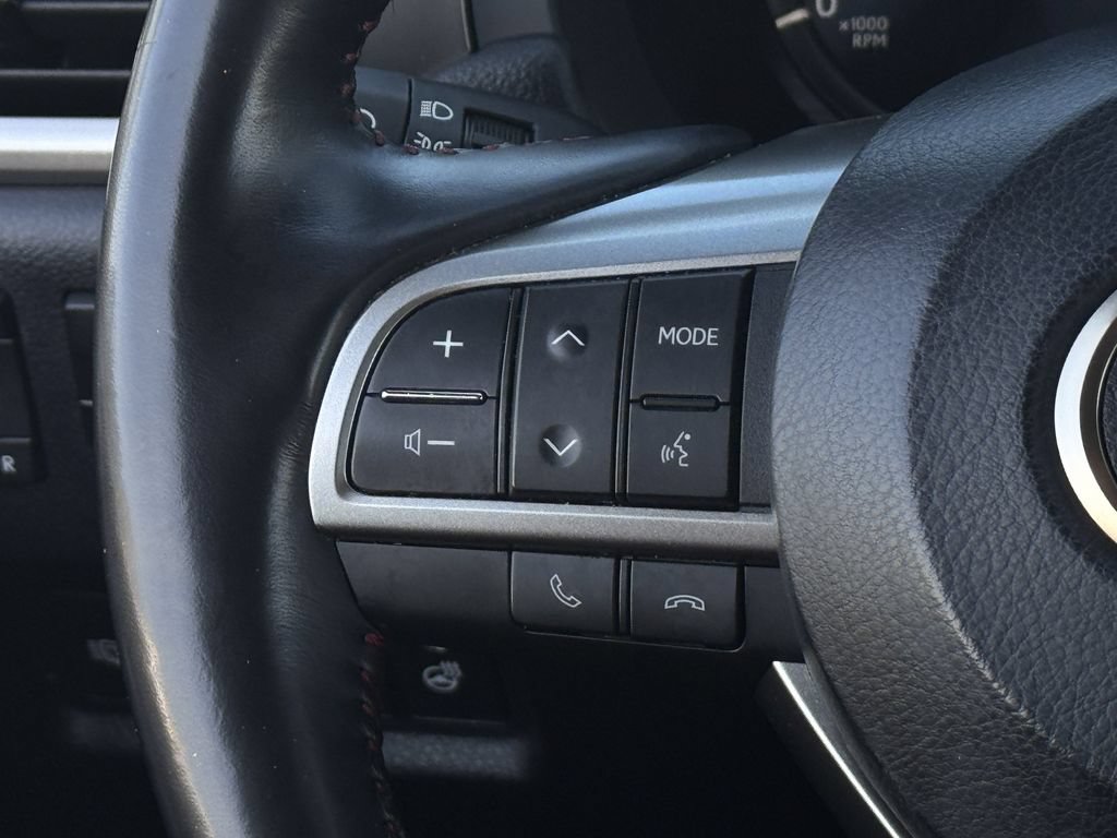 Used 2023 Lexus GX 460 Premium w/ Accessory Package AWD/4WD image 13