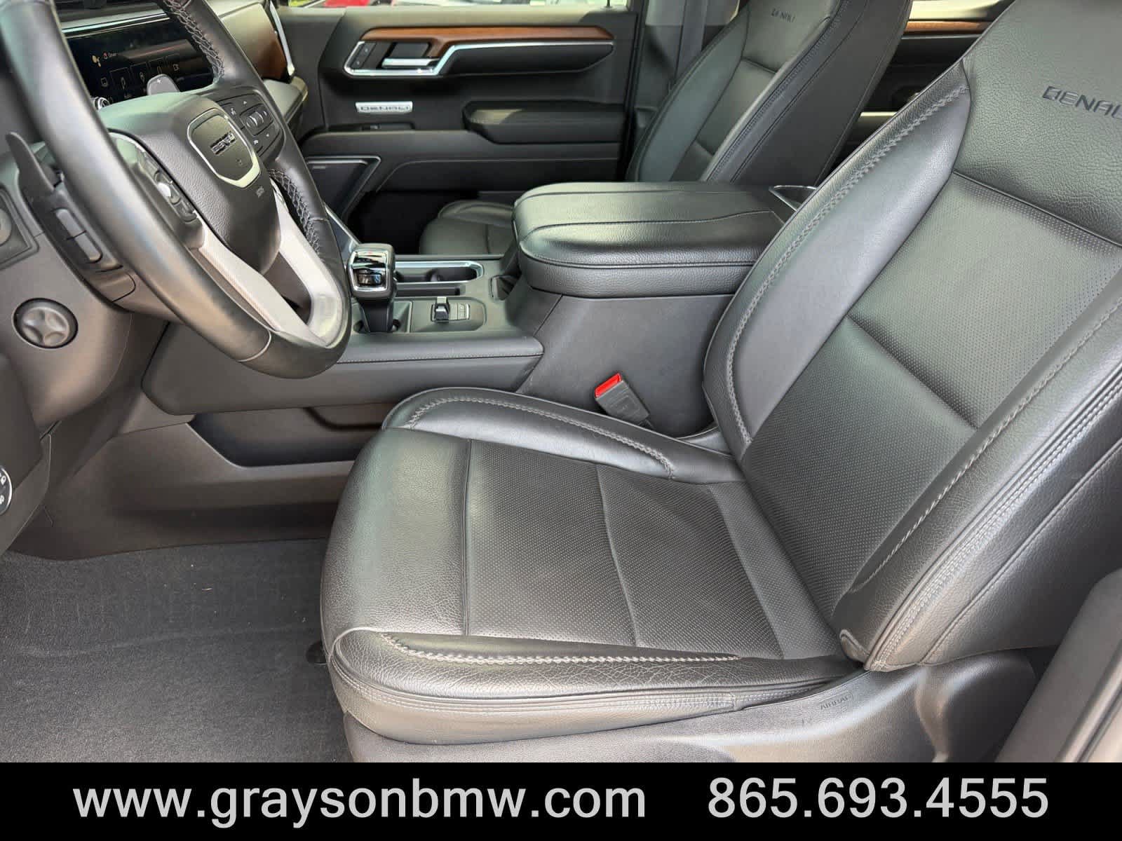 Used 2023 GMC Sierra 1500 Denali w/ Denali Reserve Package AWD/4WD image 10